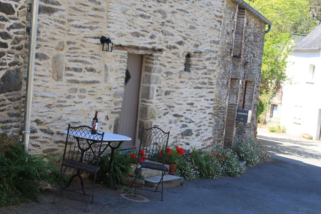 Villa "Number 26" Town House Rochefort-en-Terre Esterno foto