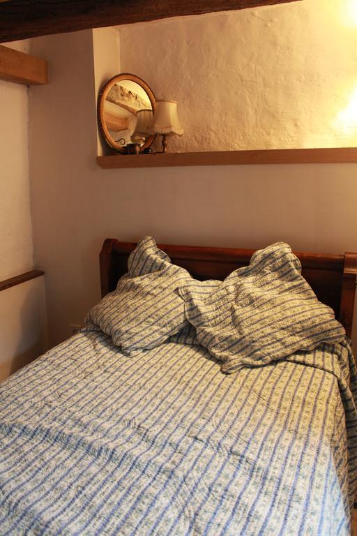 Villa "Number 26" Town House Rochefort-en-Terre Esterno foto