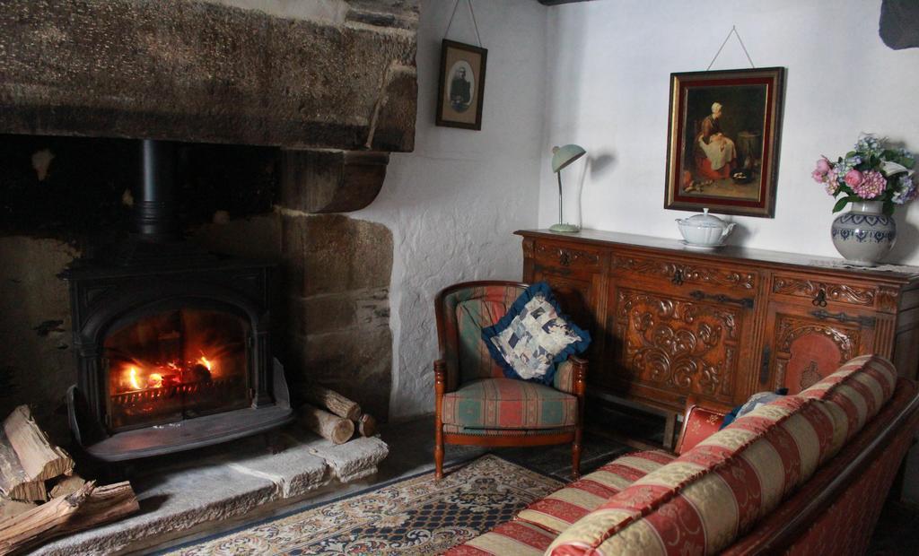 Villa "Number 26" Town House Rochefort-en-Terre Esterno foto